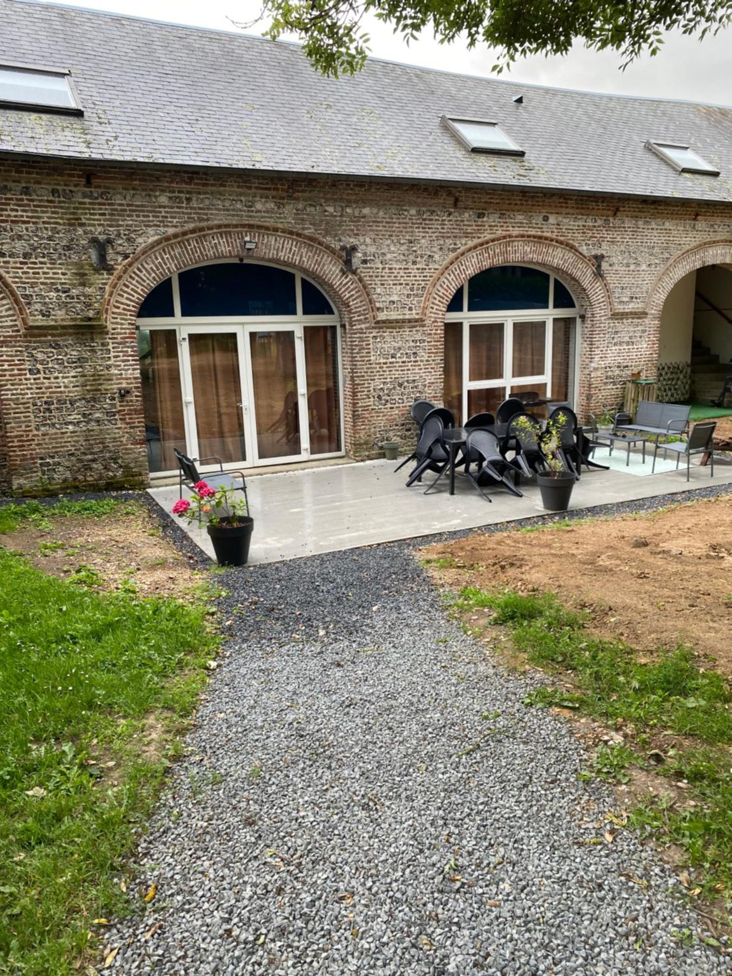 Les gîtes du château du cèdre Manneville-ès-Plains Extérieur photo